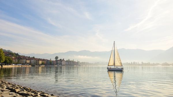 Découvrez les avantages des extensions adhésives à Annecy